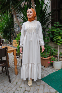 Önü Dantel Detay Elbise Krem