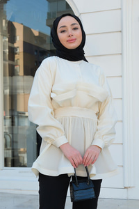 Önü Düğmeli Plise Detay Tunik Krem