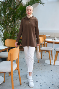 Önü Düğmeli Triko Kazak Kahverengi