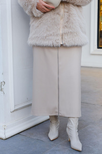 Önü Fermuar Detaylı Deri Etek Krem