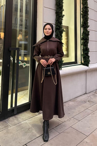 Önü Fermuarlı Elbise Kahverengi