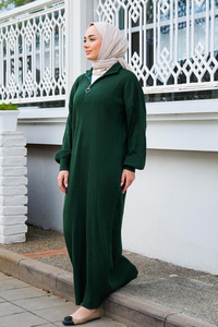 Önü Fermuarlı Triko Elbise Zümrüt Yeşil