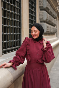 Önü Fırfır Detaylı Keten Gömlek Bordo