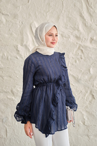 Önü Fırfırlı Ve Bağlama Detay Simli Tül Kumaş Tunik Lacivert