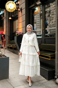 Önü Kurdale Detay ikili Takım Beyaz