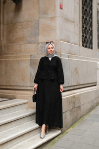 Önü Kurdele Detaylı Brode Takım Siyah