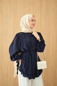 Önü Nervurlu Bel Bağlamalı Gömlek Lacivert