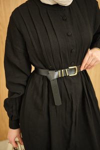 Önü Nervurlu Bisiklet Yaka Keten Elbise Siyah