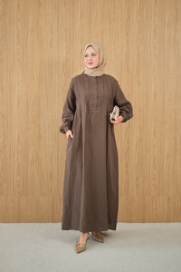 Önü Nervurlu Bisiklet Yaka Keten Elbise Kahverengi