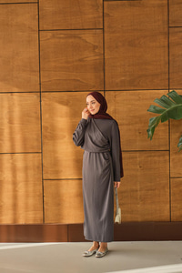 Önü Parça Detaylı Elbise Antrasit