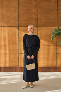 Önü Parça Detaylı Elbise Lacivert