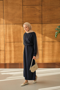 Önü Parça Detaylı Elbise Lacivert