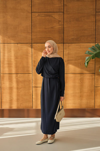 Önü Parça Detaylı Elbise Lacivert