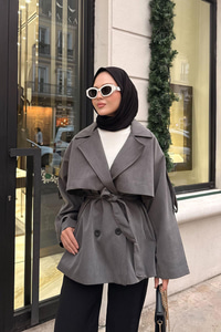 Önü Parça Detaylı Kısa Trenç Antrasit