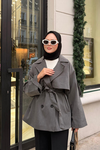 Önü Parça Detaylı Kısa Trenç Antrasit