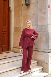 Önü Parça Detaylı Takım Bordo