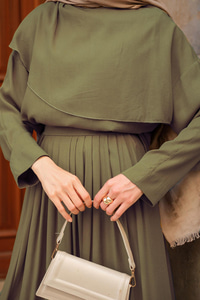 Önü Parça Detaylı Takım Haki Yeşil