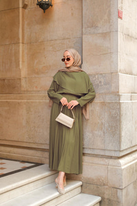 Önü Parça Detaylı Takım Haki Yeşil