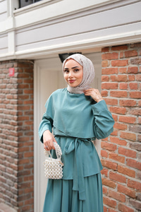 Önü Parça Detaylı Takım Petrol Mavi