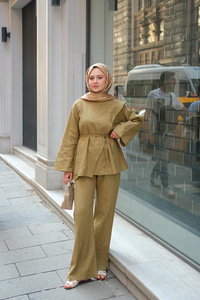 Önü Parça Detaylı Takım Yağ Yeşil