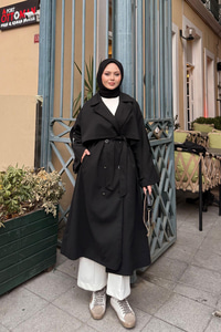 Önü Parça Detaylı Trenç Siyah