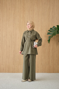 Önü Pat Düğme Detay Gömlek Yaka Takım Haki Yeşil