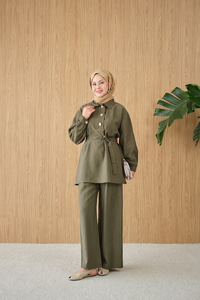 Önü Pat Düğme Detay Gömlek Yaka Takım Haki Yeşil