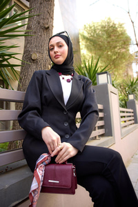 Önü Pens Detaylı Kruvaze Ceket Siyah