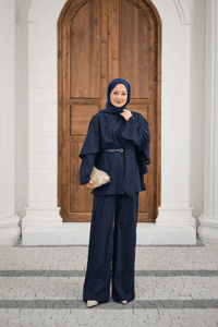 Önü Pile Detay Kemerli Takım Lacivert