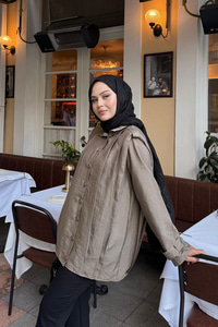 Önü Pile Detaylı Gömlek Vizon