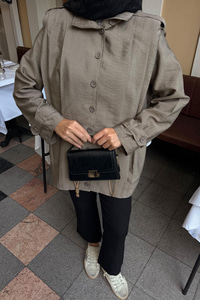 Önü Pile Detaylı Gömlek Vizon