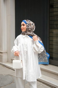 Önü Roba Detaylı Gömlek Beyaz