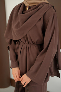 Önü Şal Detay Takım Kahverengi