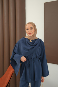 Önü Şal Detay Takım Lacivert