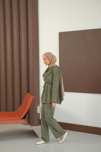 Önü Şal Detay Takım Yeşil