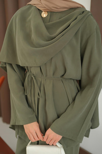 Önü Şal Detay Takım Yeşil