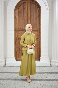 Önü Taş Detay Gizli Düğmeli Bel Bağlamalı Etekli Takım Yağ Yeşil