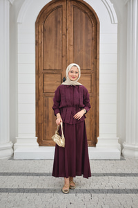 Önü Taş Detay Gizli Düğmeli Bel Bağlamalı Etekli Takım Mürdüm