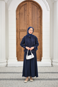 Önü Taş Detay Gizli Düğmeli Bel Bağlamalı Etekli Takım Lacivert