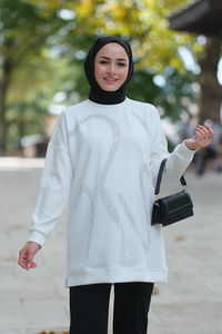 Önü Taş Detaylı Tunik Beyaz