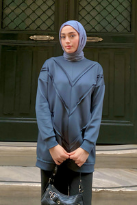 Önü V Detaylı Tunik Petrol Mavi