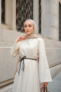 Örgü Bağlamalı Keten Elbise Krem