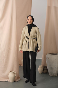 Örgü Detay Bel Bağlamalı Hırka Krem