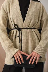 Örgü Detay Bel Bağlamalı Hırka Krem