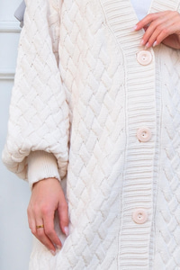 ORGU DETAYLI UZUN HIRKA BEJ