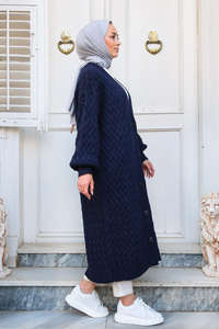 ORGU DETAYLI UZUN HIRKA LACIVERT