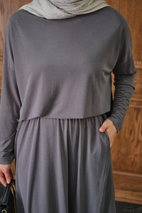 Oval Kesim Takım Gri