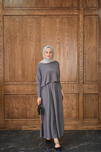 Oval Kesim Takım Gri