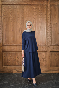 Oval Kesim Takım Lacivert