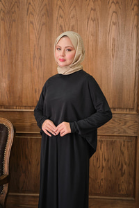 Oval Kesim Takım Siyah